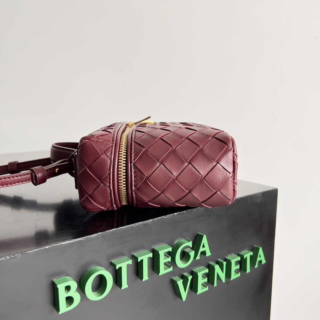 Bottega Veneta Cosmetic Bags